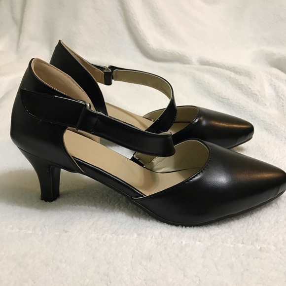 Medium Stiletto Dress Shoe - Picture 2 of 5